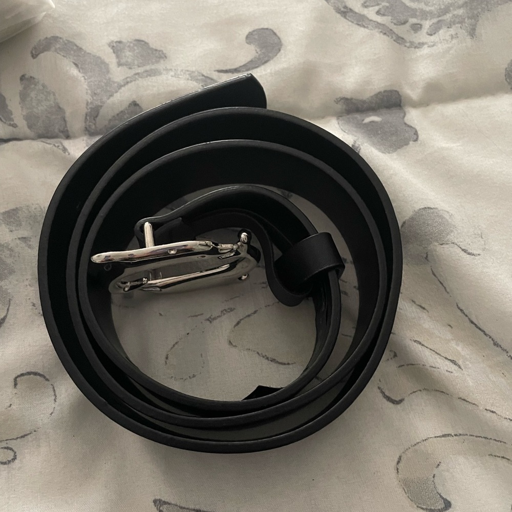 New ASOS black faux leather dolphins buckle belt - Picture 5 of 5